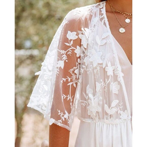 aeom Orna Embroidered Applique Duster White Small NWT - Picture 2 of 9